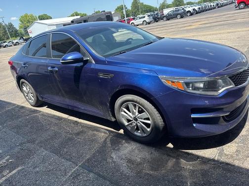 2016 Kia Optima LX