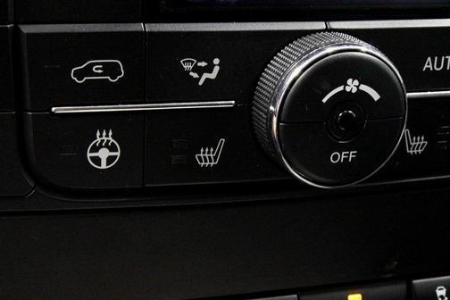 2015 Chrysler Town & Country Touring-L