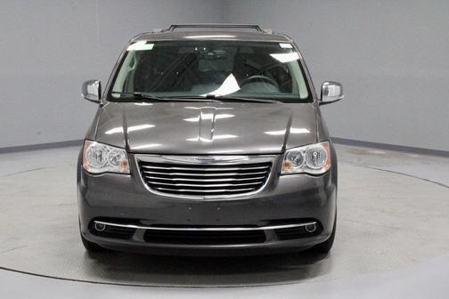 2015 Chrysler Town & Country Touring-L