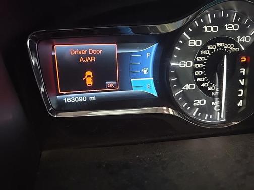 2012 Lincoln MKX Base