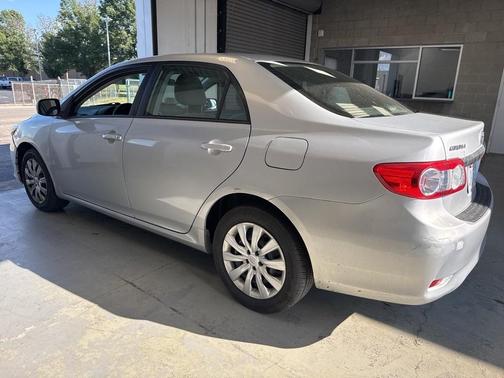 2012 Toyota Corolla LE