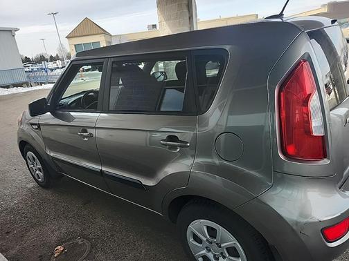 2013 Kia Soul Base