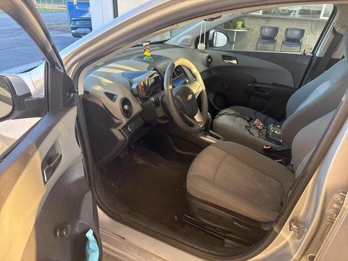 2012 Chevrolet Sonic 2LS