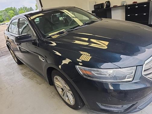 2014 Ford Taurus SEL