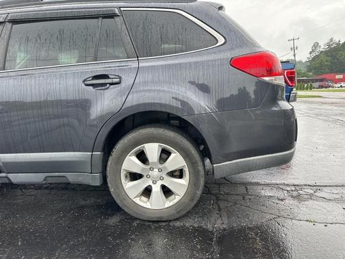 2011 Subaru Outback 3.6R Limited