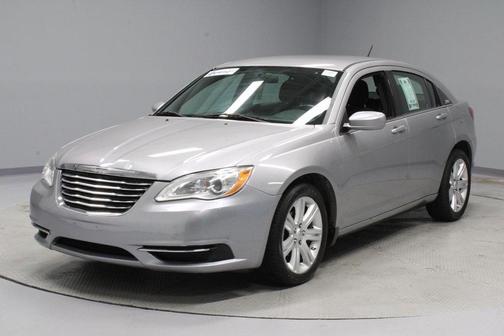 2013 Chrysler 200 Touring