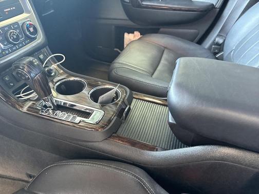 2013 GMC Acadia Denali