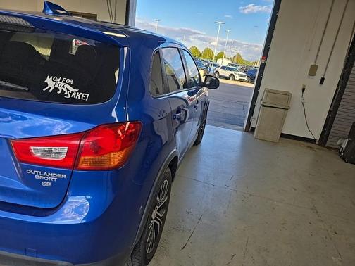 2017 Mitsubishi Outlander Sport 2.4 SE