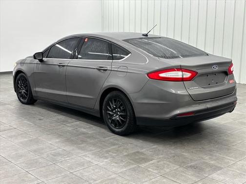 2013 Ford Fusion S