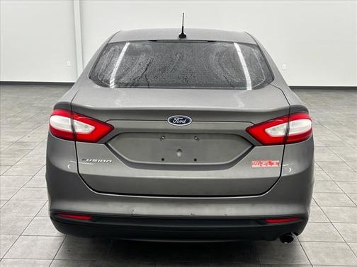 2013 Ford Fusion S