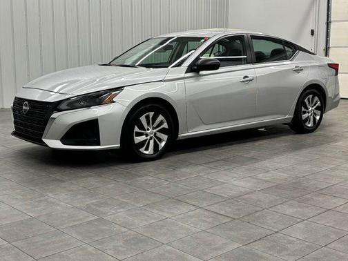 2024 Nissan Altima S FWD