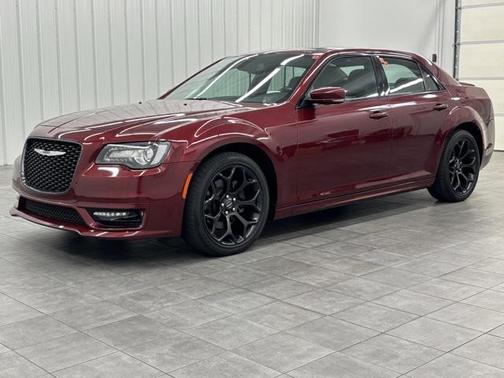2019 Chrysler 300 S