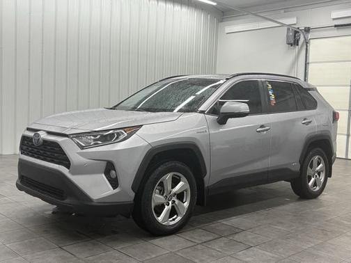 2021 Toyota RAV4 Hybrid XLE Premium