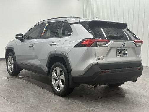 2021 Toyota RAV4 Hybrid XLE Premium