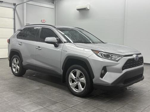 2021 Toyota RAV4 Hybrid XLE Premium
