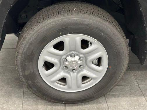 2025 Toyota Tundra SR