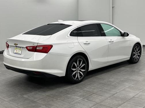 2017 Chevrolet Malibu 1LT