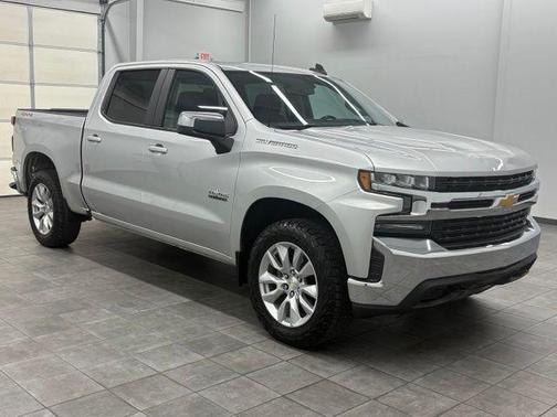 Silver Ice Metallic 2019 Chevrolet Silverado 1500 LT