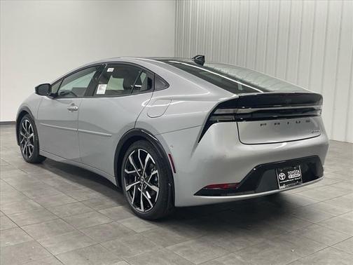 2025 Toyota Prius Plug-In Hybrid XSE Premium