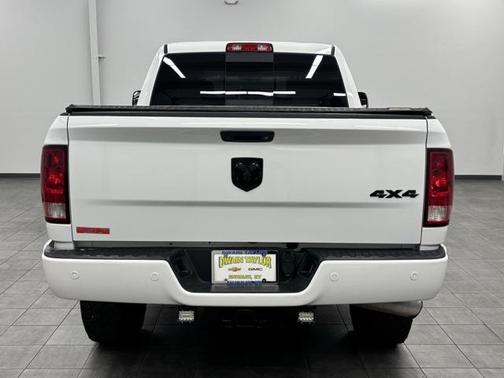 2018 RAM 2500 Big Horn Crew Cab 4x4 6'4' Box