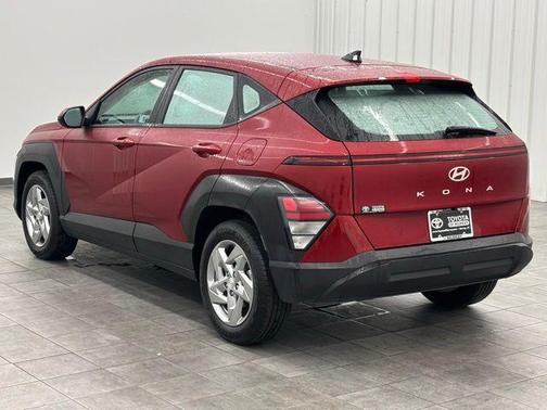 2024 Hyundai KONA SE