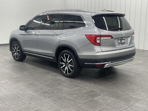 2020 Honda Pilot Touring 8-Passenger