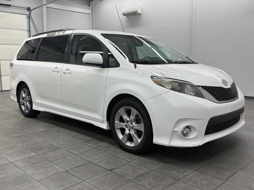 2012 Toyota Sienna SE
