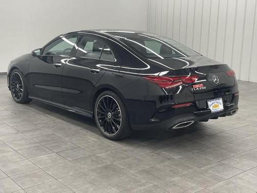 2022 Mercedes-Benz CLA 250 Base