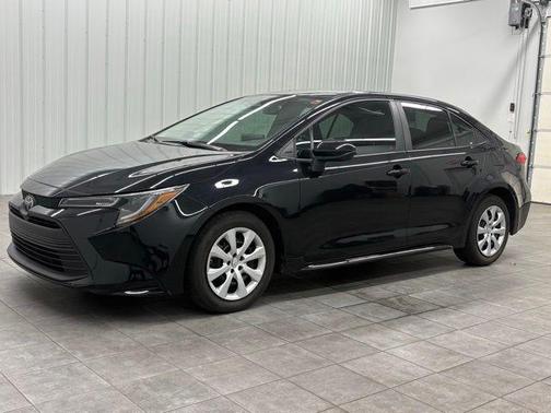 Midnight Black Metallic 2024 Toyota Corolla LE