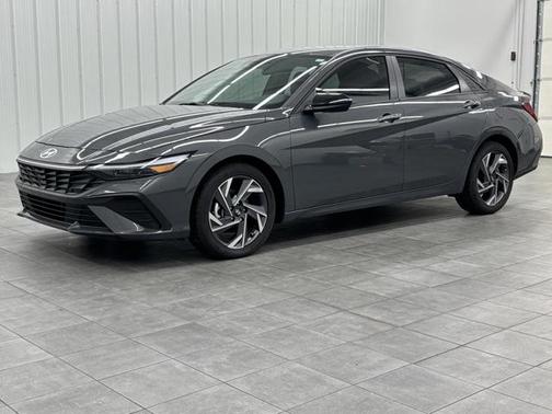 2025 Hyundai ELANTRA Sport