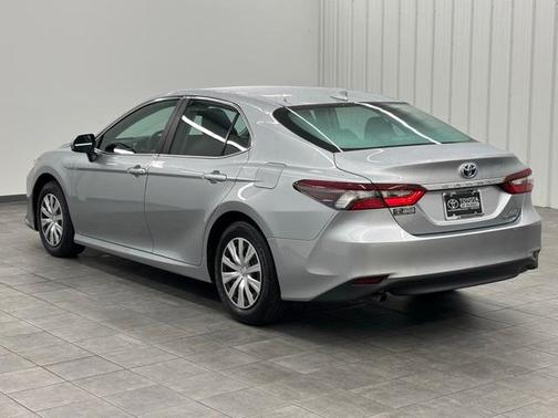 2023 Toyota Camry Hybrid LE