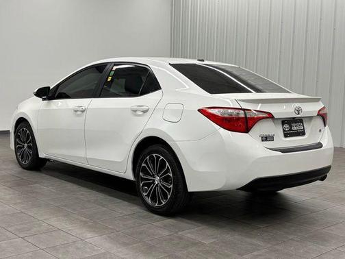 Super White 2014 Toyota Corolla S Plus