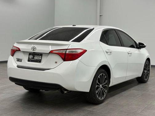 Super White 2014 Toyota Corolla S Plus