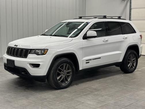 2017 Jeep Grand Cherokee 75th Anniversary Edition 4x4