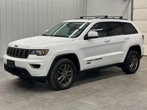 2017 Jeep Grand Cherokee 75th Anniversary Edition 4x4