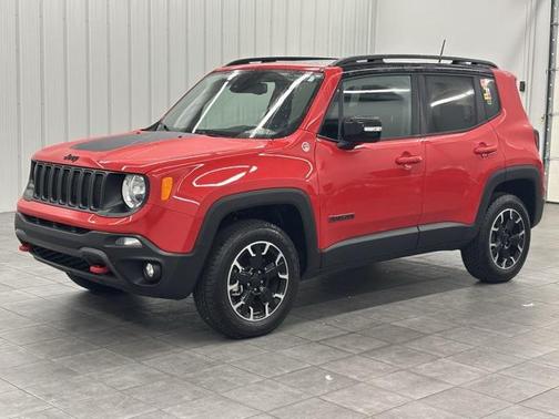 2023 Jeep Renegade Trailhawk