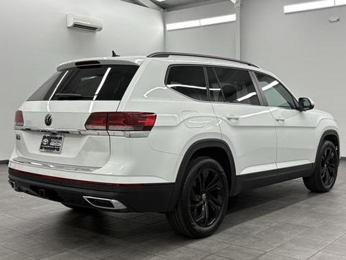 2023 Volkswagen Atlas 3.6L SE w/Technology