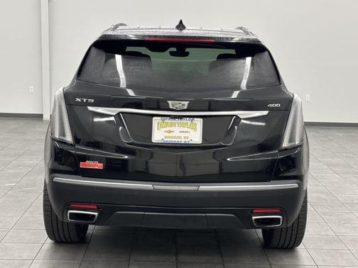 2022 Cadillac XT5 Sport