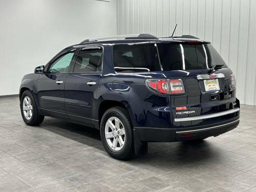 2015 GMC Acadia SLE-2
