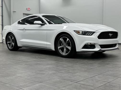 2016 Ford Mustang V6