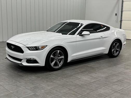 2016 Ford Mustang V6