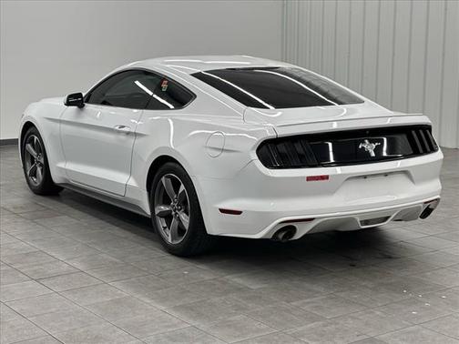 2016 Ford Mustang V6