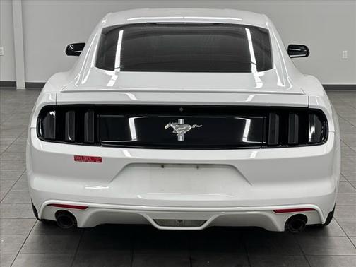 2016 Ford Mustang V6