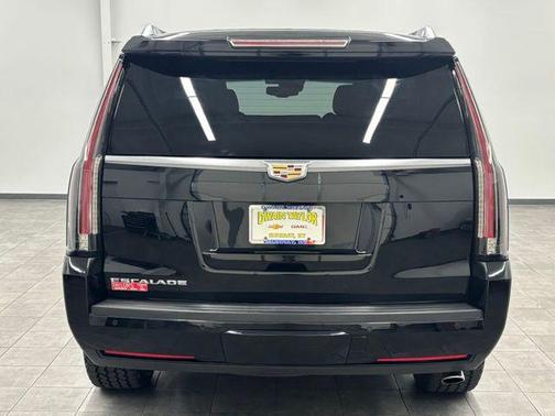 2016 Cadillac Escalade Premium