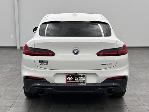 2021 BMW X4 xDrive30i