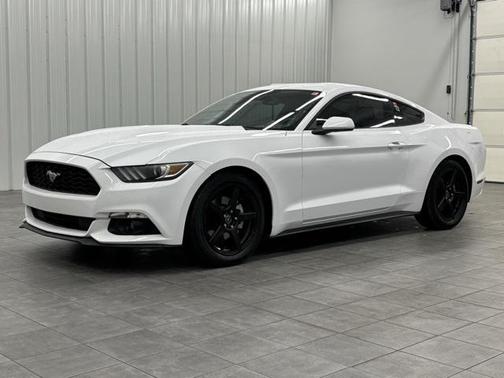 2016 Ford Mustang V6