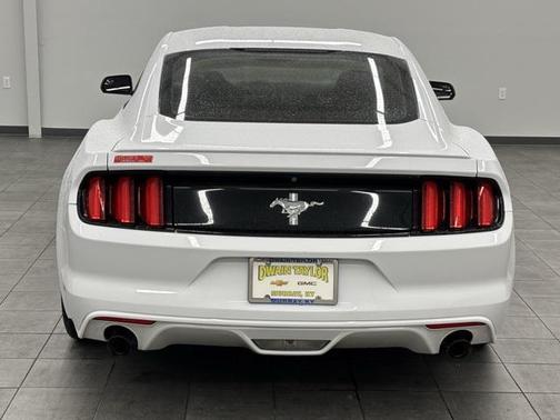 2016 Ford Mustang V6