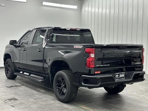 2023 Chevrolet Silverado 1500 Custom Trail Boss