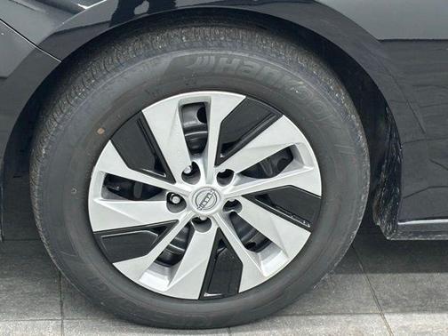 2024 Nissan Altima S FWD