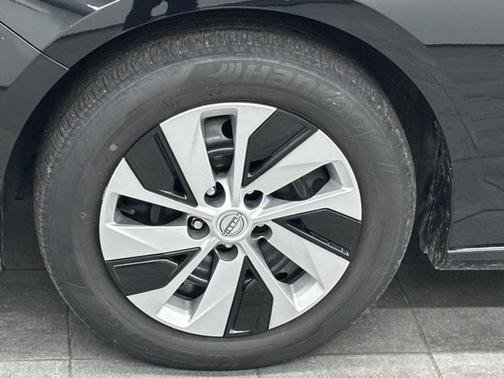 2024 Nissan Altima S FWD